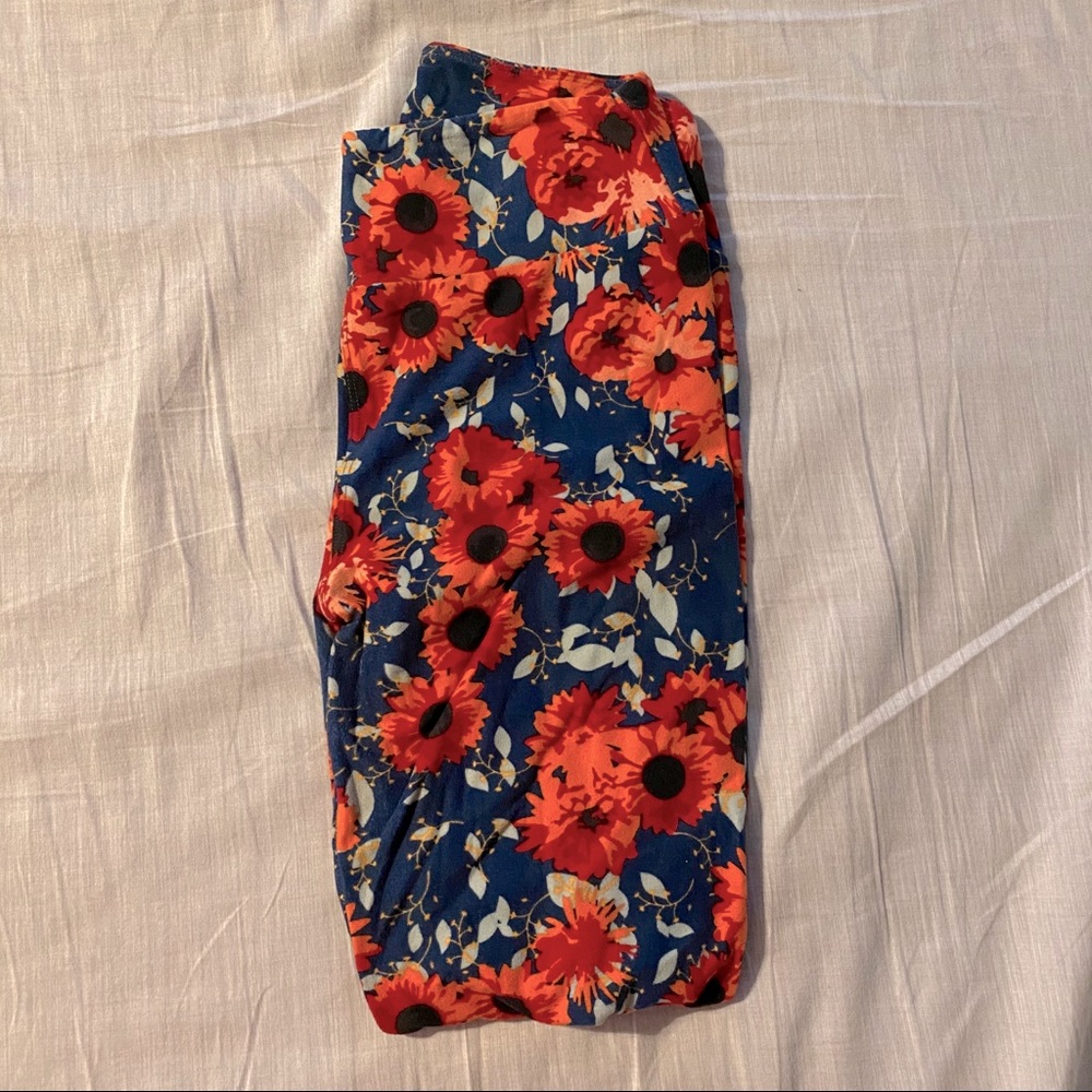 Lularoe daisy leggings
